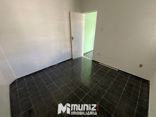 CASA NA RUA ARTUR PORFIRIO DE FARIAS