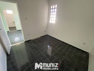 CASA NA RUA ARTUR PORFIRIO DE FARIAS