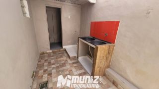 OPORTUNIDADE ÚNICA: ALUGA-SE EXCELENTE CASA NO BAIRRO NOVO PARAÍSO