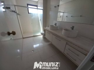 OPORTUNIDADE ÚNICA: ALUGA-SE EXCELENTE APTO. NO COND. ROYAL PALACE