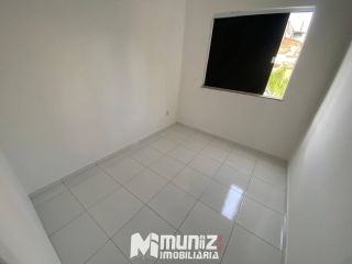 ALUGA-SE APARTAMENTO NO RESIDENCIAL TERESINHA DIAS