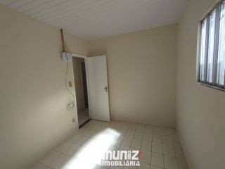 ALUGA-SE CASA NA RUA F