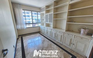 Aluguel de Apartamento Amplo no Edifício Villa Maria – Bairro Centro!