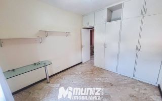 Aluguel de Apartamento Amplo no Edifício Villa Maria – Bairro Centro!