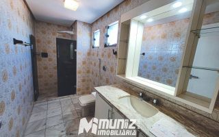Aluguel de Apartamento Amplo no Edifício Villa Maria – Bairro Centro!