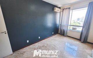 Aluguel de Apartamento Amplo no Edifício Villa Maria – Bairro Centro!