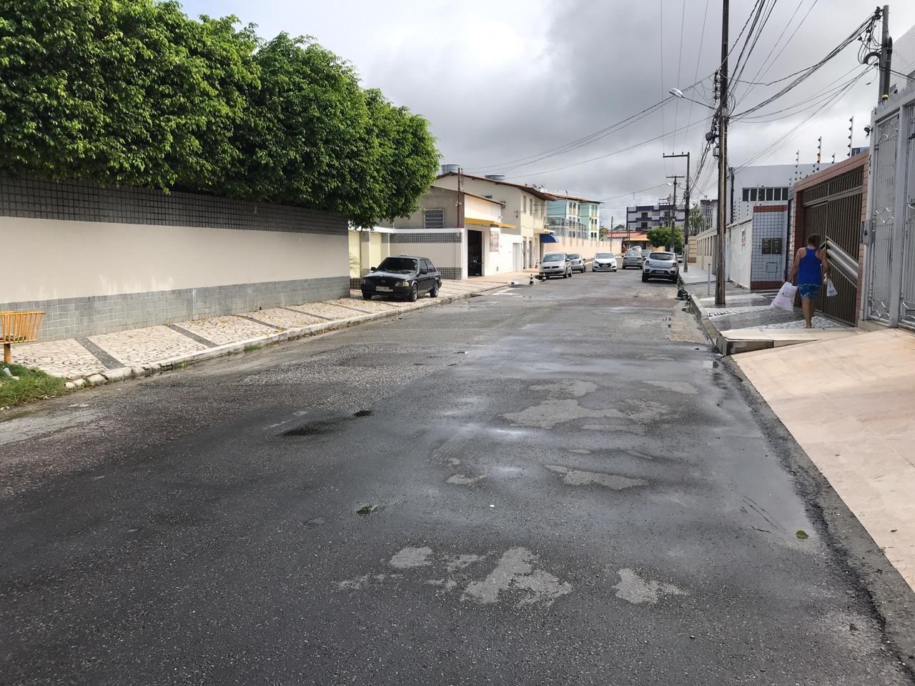 VENDE-SE TERRENO NA RUA SÃO JUDAS TADEU