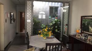 VENDE-SE CASA NA AV. DR EDÉZIO VIERA DE MELO - SUISSA