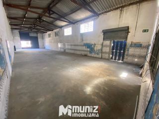 GALPÃO NA RUA RIO GRANDE DO SUL - SIQUEIRA CAMPOS
