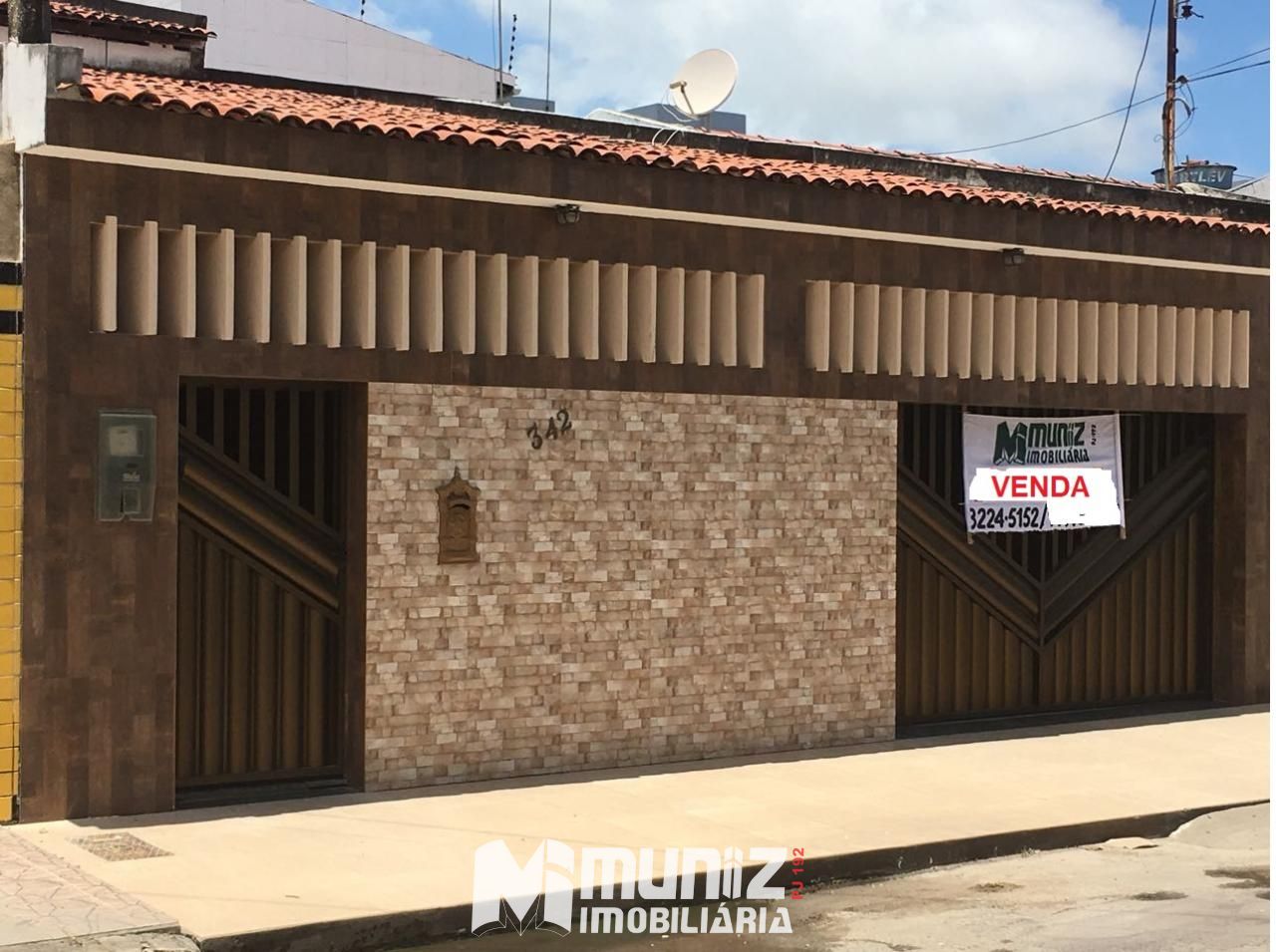 VENDE-SE CASA RUA CORONEL FAUSTO A. FEITOSA - ORLANDO DANTAS