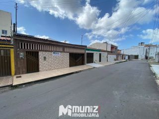 VENDE-SE CASA RUA CORONEL FAUSTO A. FEITOSA - ORLANDO DANTAS