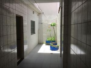 VENDE-SE CASA RUA CORONEL FAUSTO A. FEITOSA - ANTIGA RUA A-7 ORLANDO DANTAS