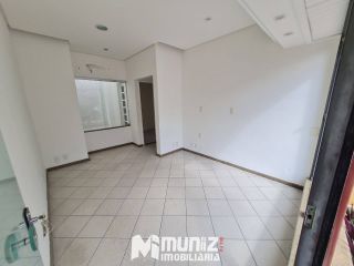 Sala Comercial Para Alugar no bairro Luzia em Aracaju