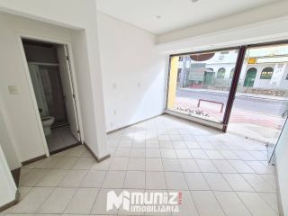 Sala Comercial Para Alugar no bairro Luzia em Aracaju