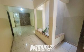 Casa Com Ótima Localização Disponível Para Aluguel na Avenida Carlos Burlamarqui