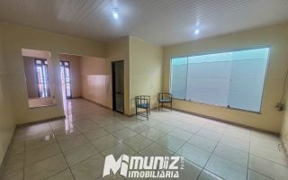 Casa Com Ótima Localização Disponível Para Aluguel na Avenida Carlos Burlamarqui