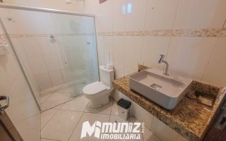 Casa Com Ótima Localização Disponível Para Aluguel na Avenida Carlos Burlamarqui