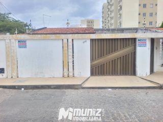 Disponivel para Venda: Casa com 250m² no Lado da Sombra – Bairro Aeroporto