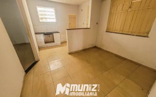Sua Chance de Viver com Qualidade: Imóvel à Venda em Bairro Farolândia