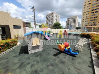 Apartamento Para Alugar com 3 quartos 1 suítes no bairro 13 de Julho em Aracaju