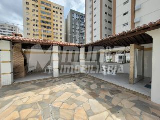 Apartamento Para Alugar com 3 quartos 1 suítes no bairro 13 de Julho em Aracaju