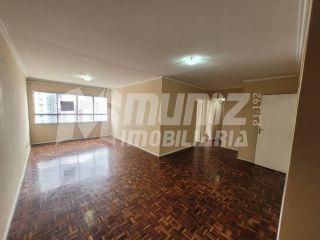 Apartamento Para Alugar com 3 quartos 1 suítes no bairro 13 de Julho em Aracaju