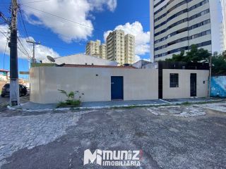 ALUGA-SE CASA BAIRRO LUZIA PRÓX. AO GBARBOSA!