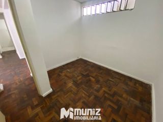 ALUGA-SE CASA BAIRRO LUZIA PRÓX. AO GBARBOSA!