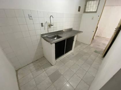 ALUGA-SE CASA RUA ARTUR PORFIRIO DE FARIAS