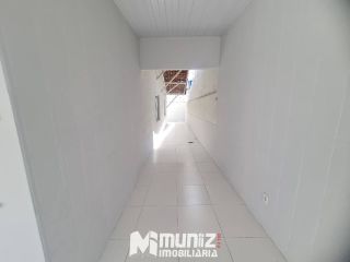 ALUGA-SE  CASA  RUA Dr. LAURO MAIA