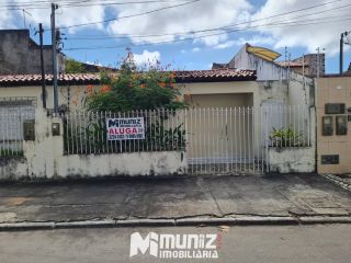 Casa Para Alugar com 2 quartos no bairro Jabotiana em Aracaju