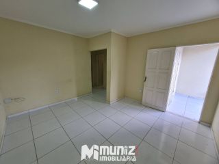 Casa Para Alugar com 2 quartos no bairro Jabotiana em Aracaju