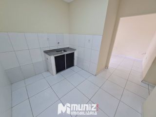 Casa Para Alugar com 2 quartos no bairro Jabotiana em Aracaju