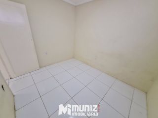 Casa Para Alugar com 2 quartos no bairro Jabotiana em Aracaju