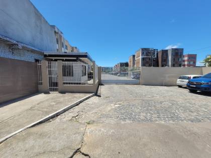 vende-se apt no vila de portugal no 1º  andar