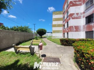 vende-se apt no vila de portugal no 1º  andar