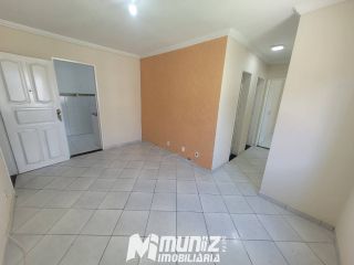 vende-se apt no vila de portugal no 1º  andar
