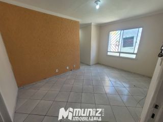 vende-se apt no vila de portugal no 1º  andar
