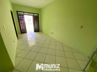 Casa Para Alugar com 2 Pavimentos Rua Padre Caldas - Ponto Novo