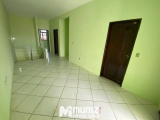 Casa Para Alugar com 2 Pavimentos Rua Padre Caldas - Ponto Novo