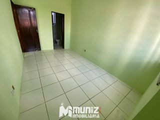 Casa Para Alugar com 2 Pavimentos Rua Padre Caldas - Ponto Novo