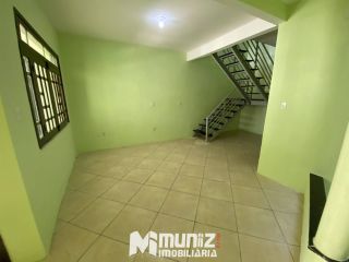 Casa Para Alugar com 2 Pavimentos Rua Padre Caldas - Ponto Novo