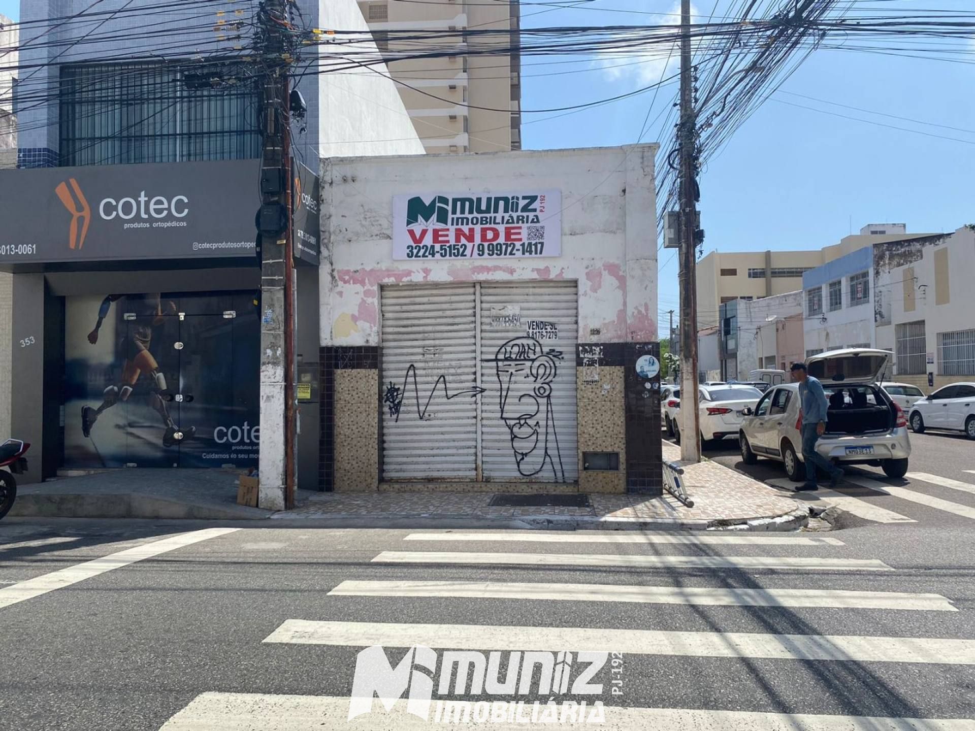 Vende-se 4 Salas Comerciais Na Rua Arauá - Bairro Centro