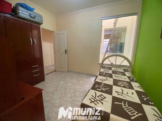 Casa Ampla De 2 Pavimentos Disponível Para Venda Na Rua Itaporanga - Bairro Getúlio Vargas