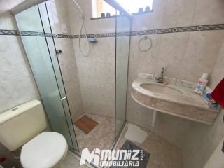 Casa Ampla De 2 Pavimentos Disponível Para Venda Na Rua Itaporanga - Bairro Getúlio Vargas
