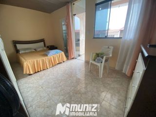 Casa Ampla De 2 Pavimentos Disponível Para Venda Na Rua Itaporanga - Bairro Getúlio Vargas