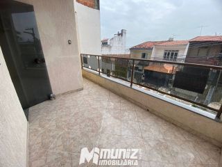 Casa Ampla De 2 Pavimentos Disponível Para Venda Na Rua Itaporanga - Bairro Getúlio Vargas