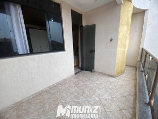 Casa Ampla De 2 Pavimentos Disponível Para Venda Na Rua Itaporanga - Bairro Getúlio Vargas