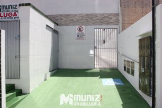 ALUGA-SE CASA 1 NA RUA ESTÂNCIA