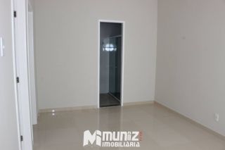 ALUGA-SE CASA 1 NA RUA ESTÂNCIA